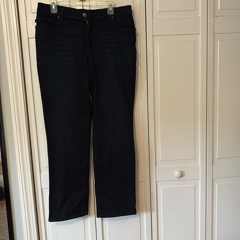 Women’s Lee jeans.
